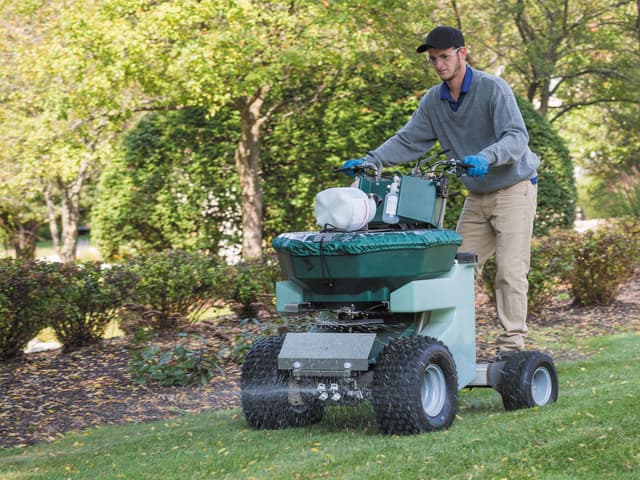 Ride On Spreader Sprayer